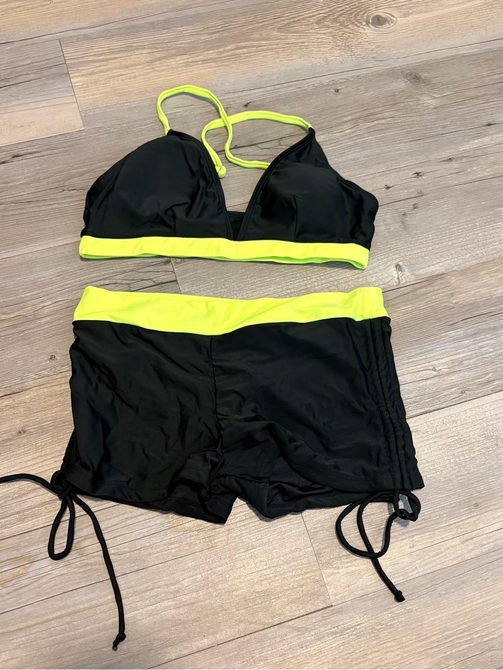 Two piece bathing suit medium black/green new in bag